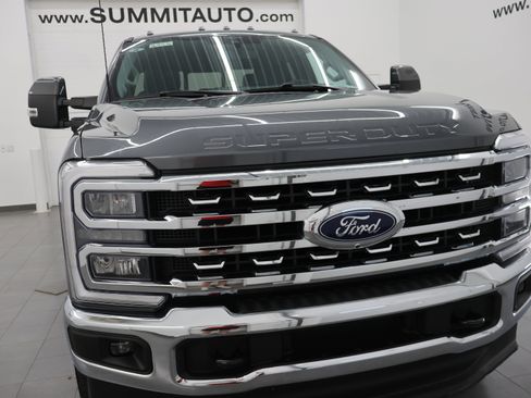 Used 2023 Ford F350 Lariat AWD/4WD image 24