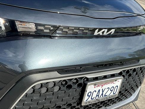 Used 2023 Kia Soul LX image 29