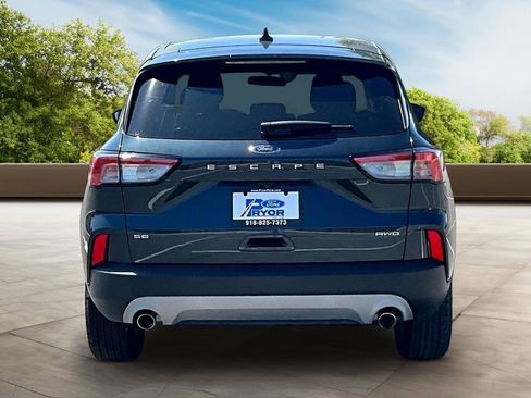 Used 2022 Ford Escape SE w/ Convenience Package AWD/4WD image 3