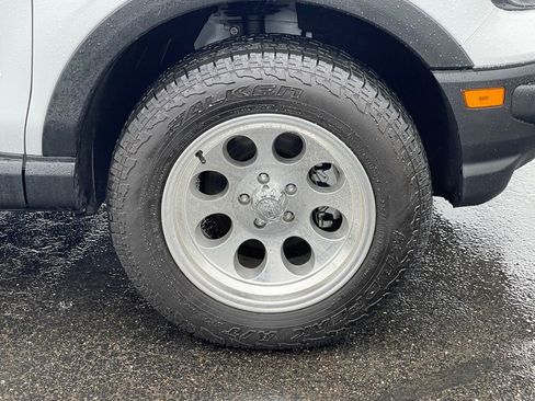 Used 2023 Ford Bronco Sport Badlands image 10