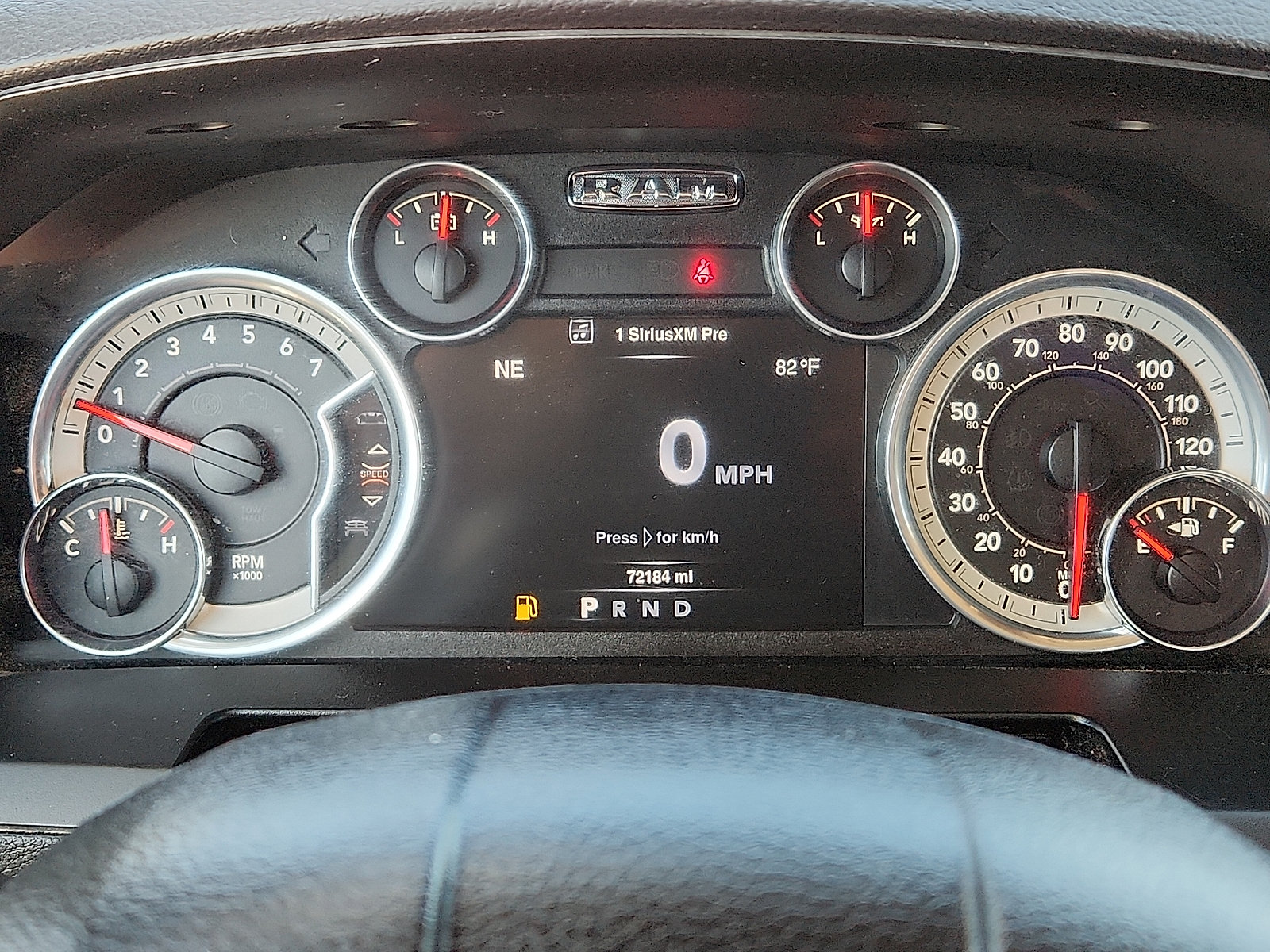 Used 2016 RAM 2500 Laramie AWD/4WD image 18