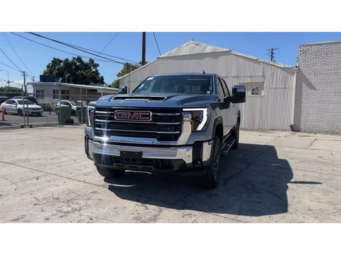 New 2025 GMC Sierra 2500 SLT w/ SLT Premium Package image 6