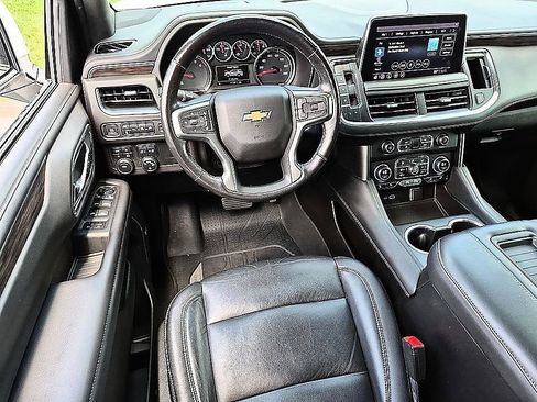 Used 2021 Chevrolet Tahoe LT w/ LT Signature Plus Package AWD/4WD image 30