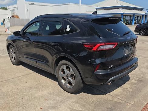 Used 2023 Ford Escape ST-Line w/ Tech Pack #1 FWD image 4