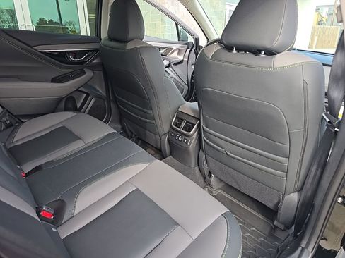 Certified 2025 Subaru Outback Onyx Edition XT image 24