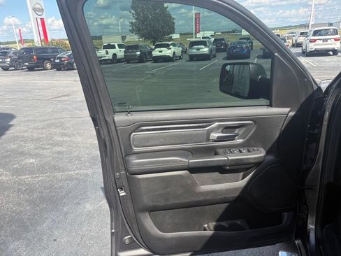 Used 2019 RAM 1500 Big Horn RWD image 12