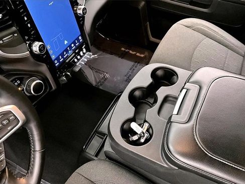 Used 2024 RAM 2500 Big Horn w/ Safety Group image 13