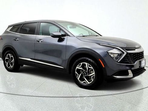 Used 2023 Kia Sportage LX AWD/4WD image 3