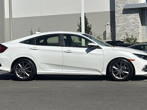 Used 2019 Honda Civic EX image 3