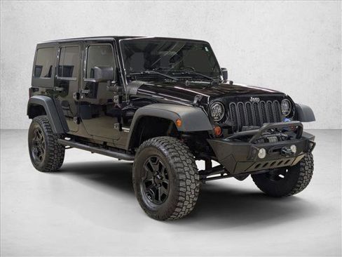 Used 2012 Jeep Wrangler Unlimited Rubicon w/ Connectivity Group image 3