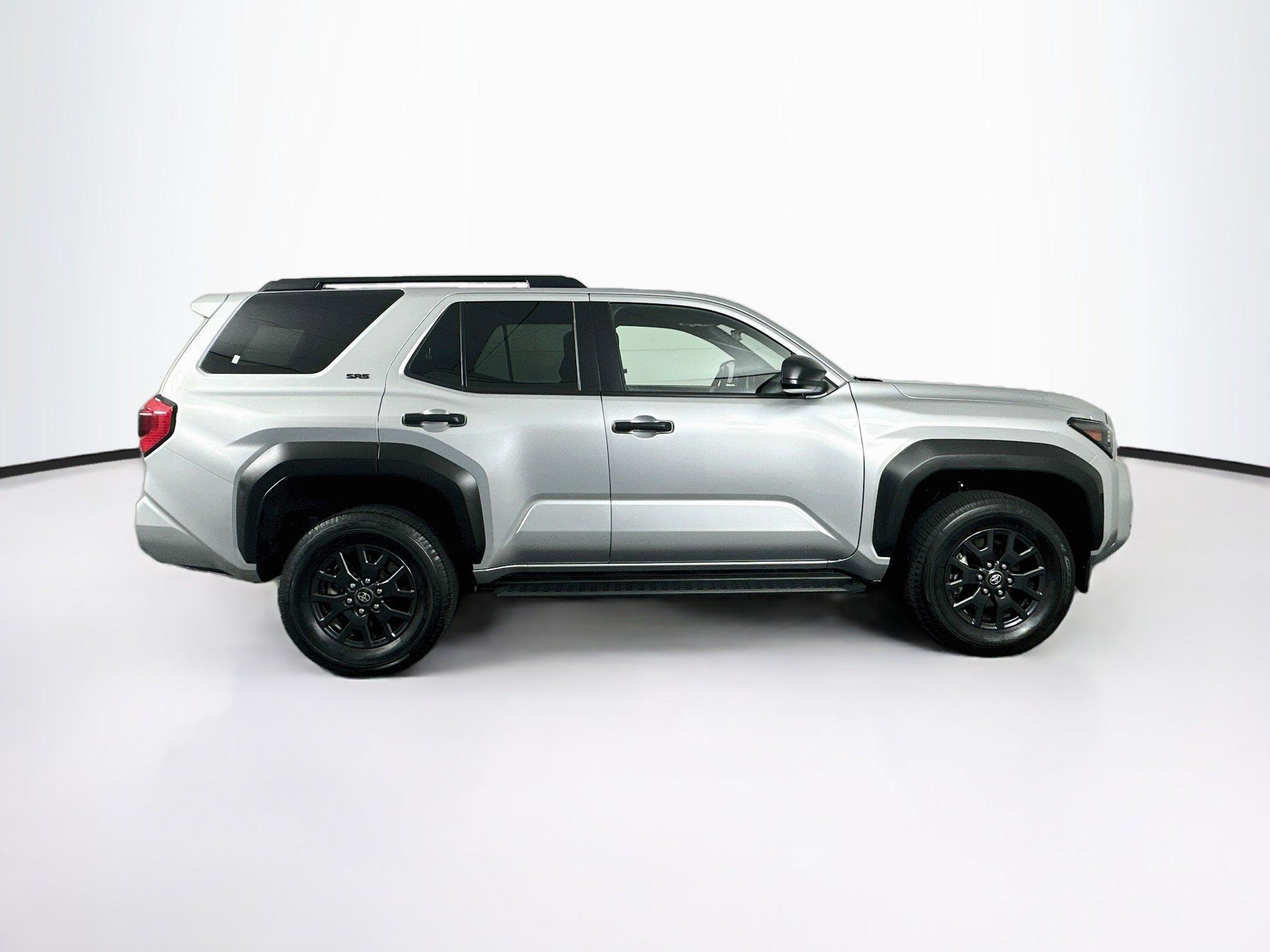 Used 2025 Toyota 4Runner SR5 AWD/4WD image 10