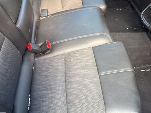 Used 2018 Chevrolet Impala LT image 31