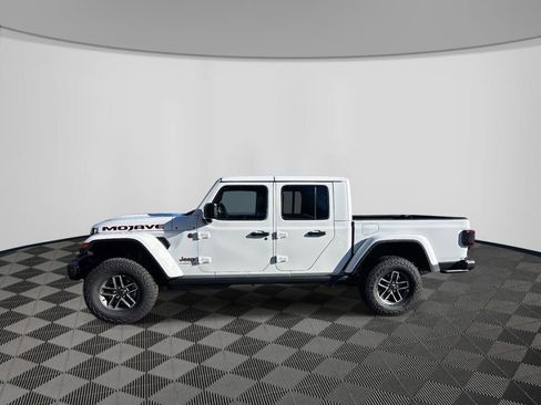 New 2026 Jeep Gladiator Mojave image 2