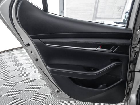Used 2024 MAZDA MAZDA3 s FWD image 35