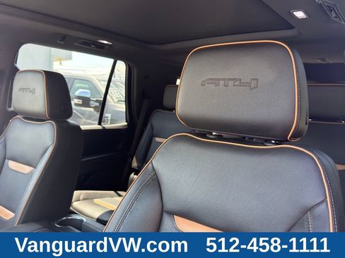 Used 2023 GMC Yukon AT4 AWD/4WD image 13