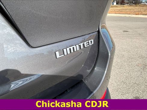 New 2025 Jeep Grand Cherokee L Limited w/ Luxury Tech Group II image 9