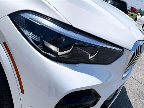 Used 2022 BMW X5 sDrive40i w/ M Sport Package RWD image 28