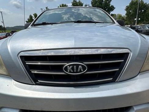 Used 2007 Kia Sorento 2WD image 2