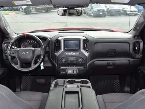 Used 2020 Chevrolet Silverado 1500 Custom Trail Boss w/ Custom Convenience Package AWD/4WD image 4