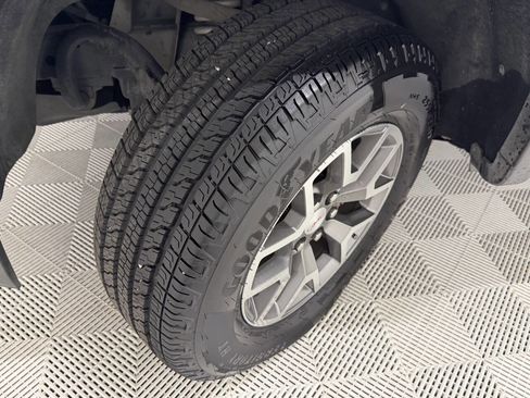 Used 2018 GMC Canyon All Terrain w/ Trailering Package image 22