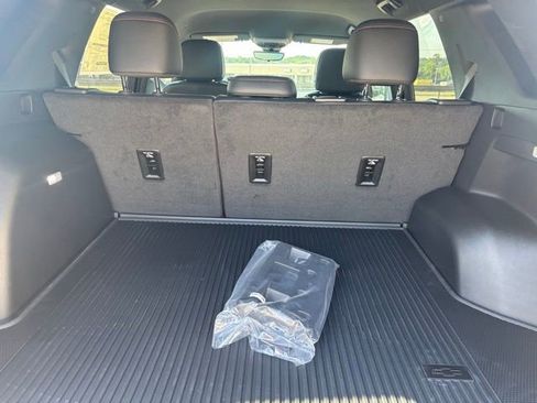 New 2026 Chevrolet Equinox RS w/ Safety and Technology Package AWD/4WD image 10
