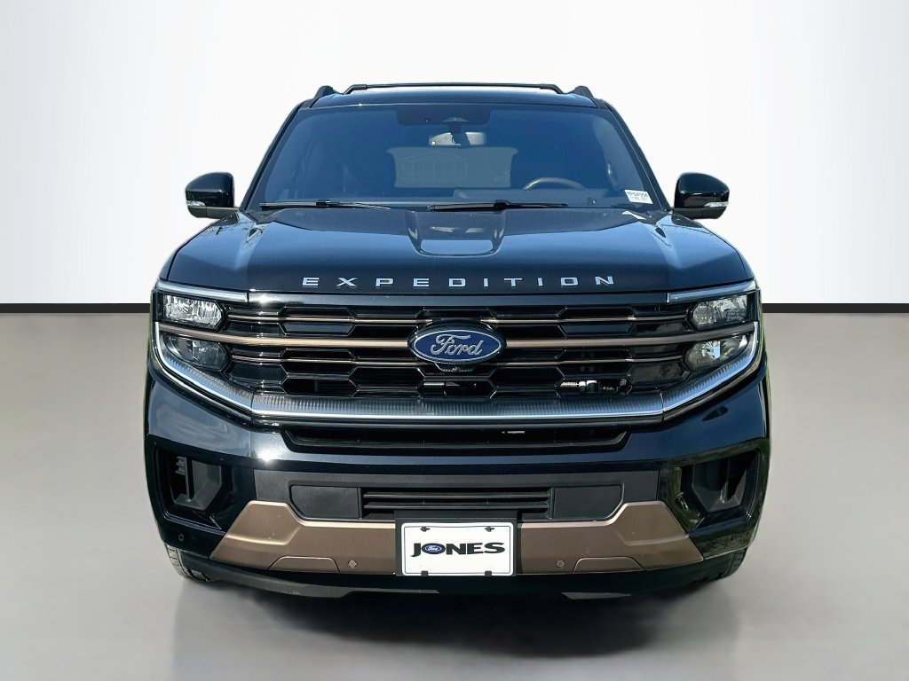 Used 2025 Ford Expedition Max King Ranch AWD/4WD image 2