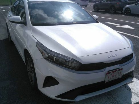 Used 2023 Kia Forte LXS FWD image 1