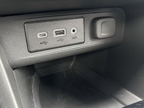 Certified 2023 Buick Encore GX Select w/ Sport Touring Package image 31