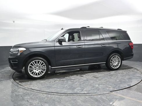 Used 2023 Ford Expedition Max Limited image 9