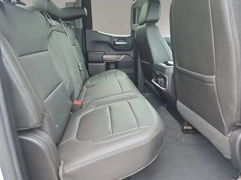 Used 2019 Chevrolet Silverado 1500 LTZ AWD/4WD image 13