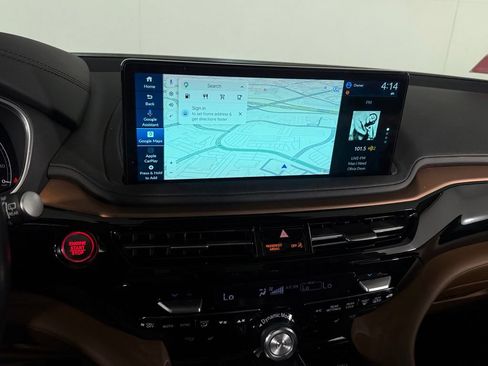 Used 2025 Acura MDX FWD w/ Technology Package image 19