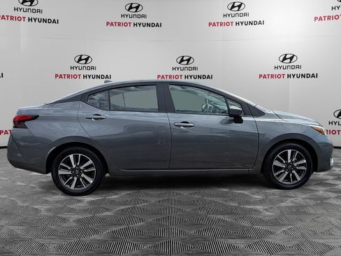 Used 2025 Nissan Versa SV FWD image 2