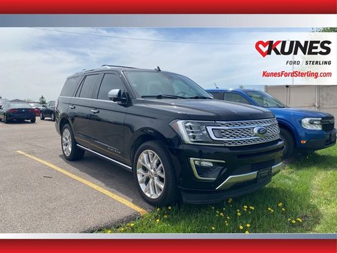 Used 2018 Ford Expedition Platinum RWD image 1