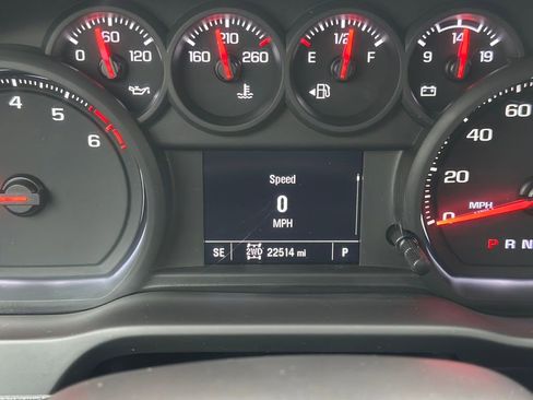 Used 2025 Chevrolet Silverado 2500 W/T w/ WT Convenience Package image 5