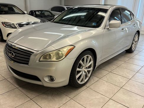 Used 2012 INFINITI M37 w/ Premium Pkg image 3