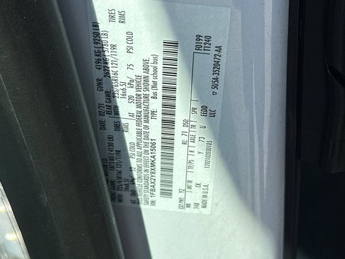 Used 2021 Ford Transit 350 XLT image 28