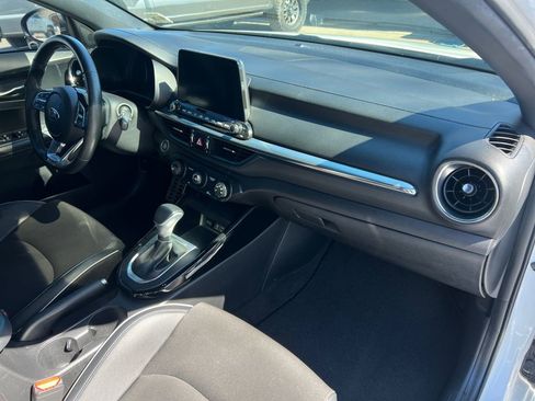 Used 2021 Kia Forte GT-Line w/ GT-Line Premium Package image 16