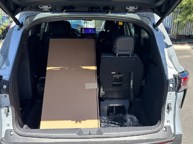 New 2026 Toyota Sienna XLE Woodland Edition AWD/4WD image 10
