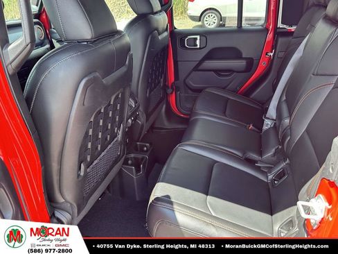 Used 2021 Jeep Gladiator Mojave AWD/4WD image 13