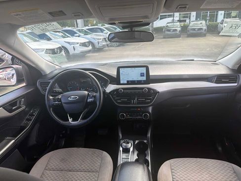 Used 2022 Ford Escape SE w/ Convenience Package AWD/4WD image 9