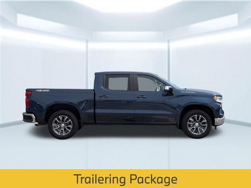 Used 2023 Chevrolet Silverado 1500 LT AWD/4WD image 7