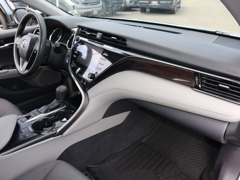 Used 2019 Toyota Camry LE w/ Sunroof Package image 23