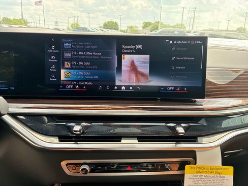 New 2026 BMW X5 xDrive50e w/ M Sport Package AWD/4WD image 14
