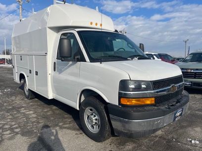 New 2025 Chevrolet Express 3500 w/ Power Convenience Package