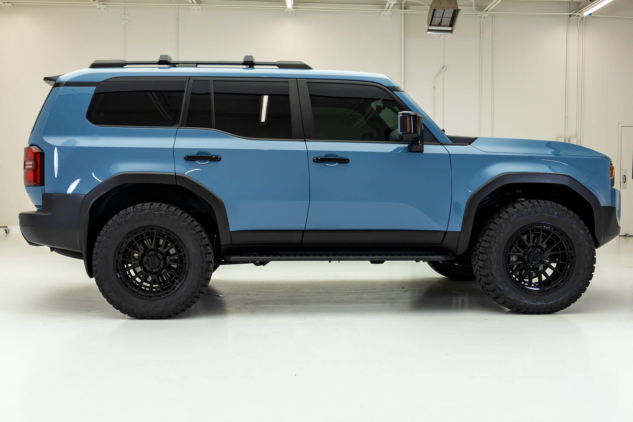 Used 2025 Toyota Land Cruiser w/ Premium Package AWD/4WD image 11
