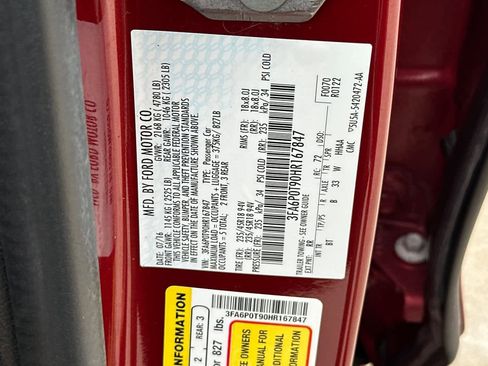 Used 2017 Ford Fusion SE w/ Fusion SE Technology Package image 28