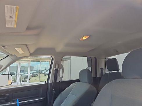 Used 2018 RAM 2500 Tradesman w/ Chrome Appearance Group AWD/4WD image 9