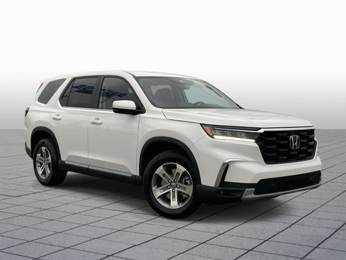 New 2025 Honda Pilot EX-L image 1