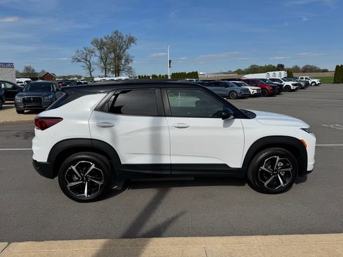 Used 2022 Chevrolet TrailBlazer RS w/ Technology Package AWD/4WD image 10