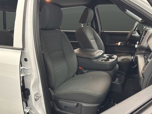 Used 2025 RAM 2500 Tradesman AWD/4WD image 25
